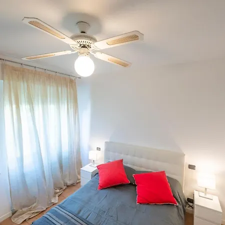 283 - Casa Margherita, A 300metri Dal Mare Di